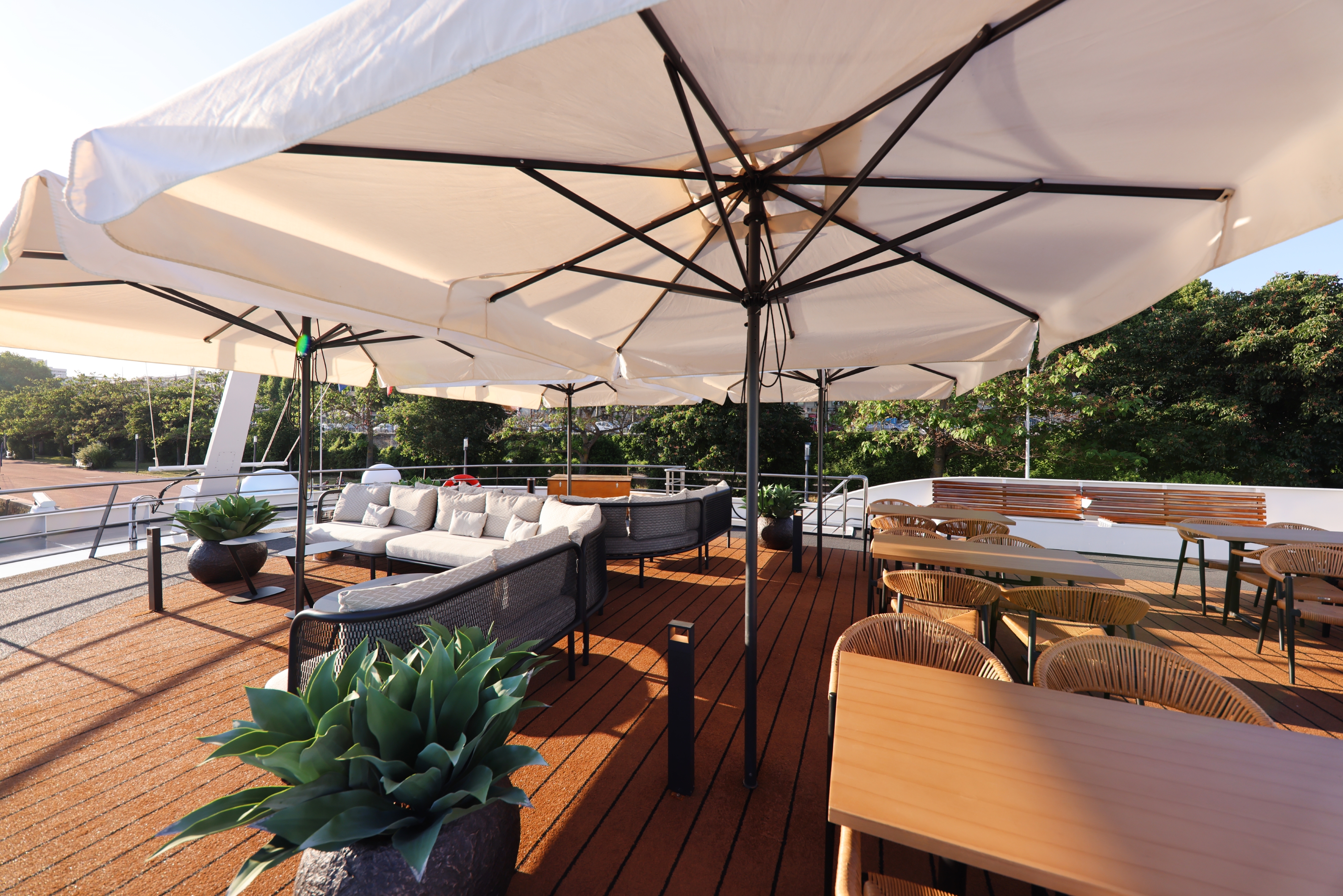 Sun Deck